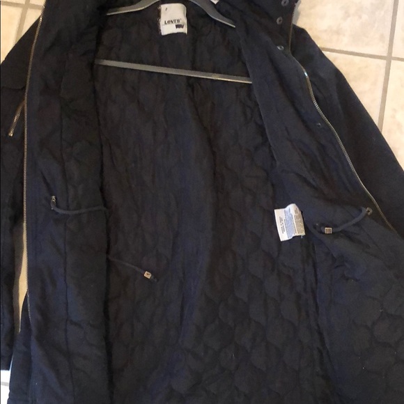 Levi Jacket - Picture 3 of 4